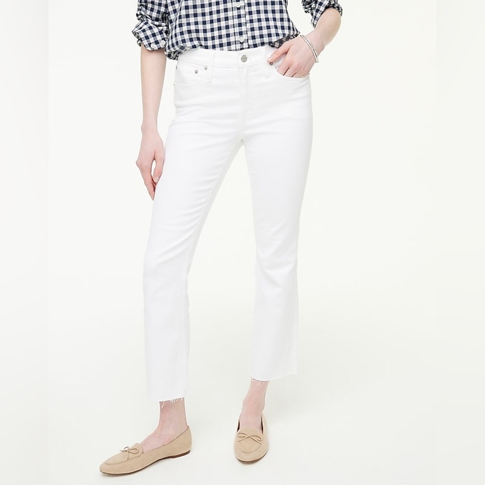 J Crew NWT Flare crop white jean in signature stretch
Item BO933